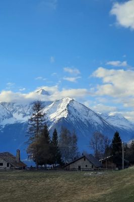 Stage yoga et marche Val d'Aoste Stage yoga et marche Val d'Aoste